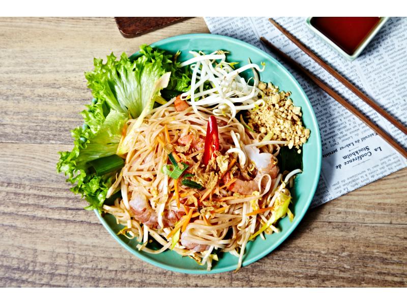  Pad Thai: a simple, fine and delicious dish